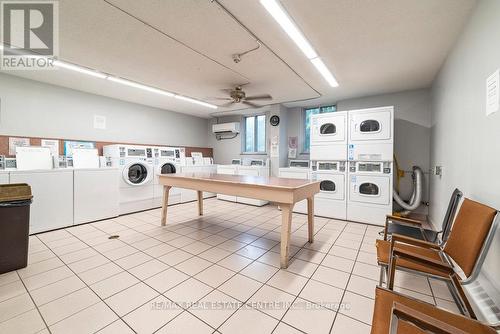 406 - 1966 Main Street W, Hamilton (Ainslie Wood), ON - Indoor Photo Showing Laundry Room