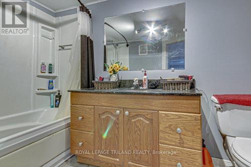 55 St George Street, St. Thomas (Sw), ON - Indoor Photo Showing Bathroom