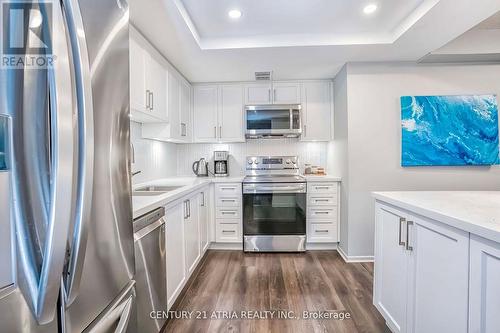 1009 - 5 Old Sheppard Avenue, Toronto (Pleasant View), ON - Indoor Photo Showing Kitchen With Stainless Steel Kitchen With Upgraded Kitchen