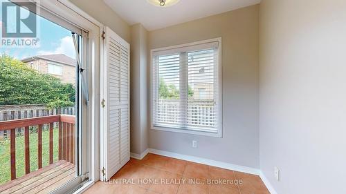 26 Marshview Avenue, Aurora (Bayview Northeast), ON - Indoor Photo Showing Other Room