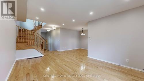 26 Marshview Avenue, Aurora (Bayview Northeast), ON - Indoor Photo Showing Other Room