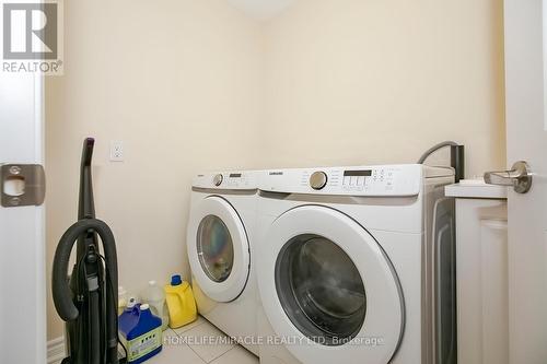 70 Tundra Road, Caledon (Caledon East), ON - Indoor Photo Showing Laundry Room