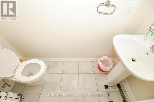 70 Tundra Road, Caledon (Caledon East), ON - Indoor Photo Showing Bathroom