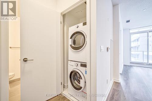 506 - 32 Forest Manor Road, Toronto (Henry Farm), ON - Indoor Photo Showing Laundry Room