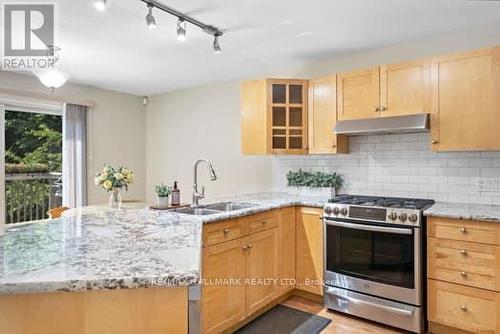 42 Winnifred Avenue, Parry Sound, ON - Indoor Photo Showing Kitchen With Double Sink With Upgraded Kitchen