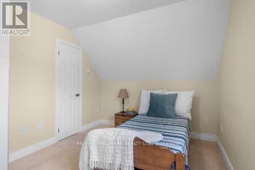 42 Winnifred Avenue, Parry Sound, ON - Indoor Photo Showing Bedroom