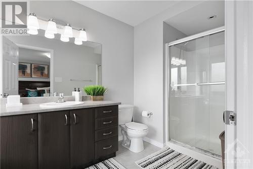 512 Rannoch Private, Ottawa, ON - Indoor Photo Showing Bathroom