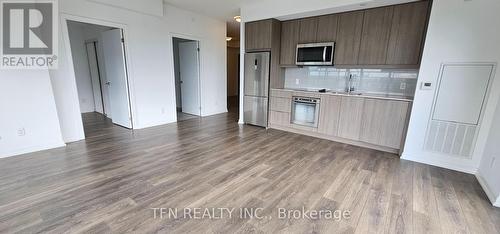 1105 - 36 Forest Manor Road, Toronto (Henry Farm), ON - Indoor Photo Showing Kitchen