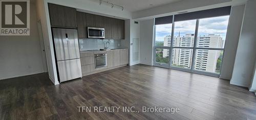 1105 - 36 Forest Manor Road, Toronto (Henry Farm), ON - Indoor Photo Showing Kitchen