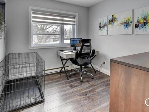 Bedroom - 140 Av. De La Mennais, La Prairie, QC - Indoor Photo Showing Office