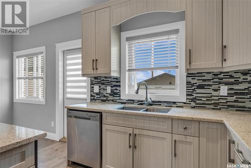 318 Kenaschuk Lane, Saskatoon, SK - Indoor Photo Showing Kitchen With Double Sink