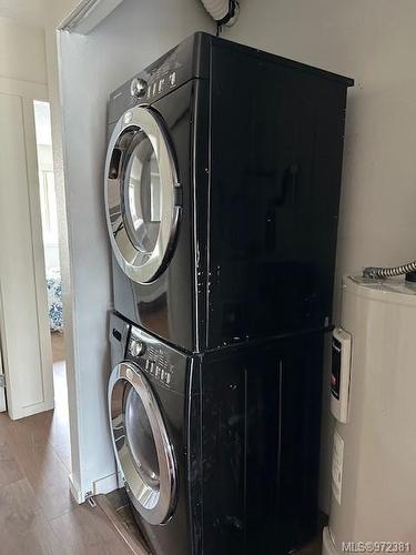 38-7077 Highland Dr, Port Hardy, BC - Indoor Photo Showing Laundry Room