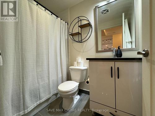 308 - 825 Church Street, Toronto (Rosedale-Moore Park), ON - Indoor Photo Showing Bathroom