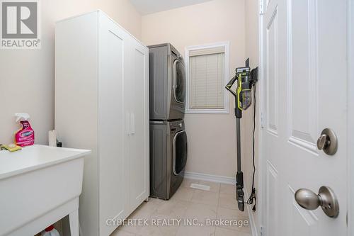 8 Tetra Court, Brampton (Credit Valley), ON - Indoor Photo Showing Laundry Room