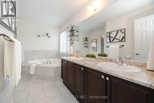 8 Tetra Court, Brampton (Credit Valley), ON - Indoor Photo Showing Bathroom