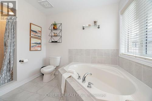 8 Tetra Court, Brampton (Credit Valley), ON - Indoor Photo Showing Bathroom