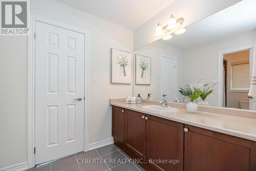 8 Tetra Court, Brampton (Credit Valley), ON - Indoor Photo Showing Bathroom