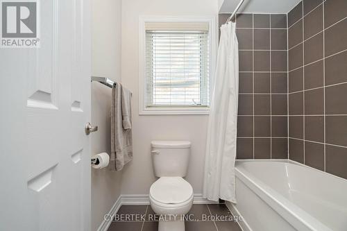 8 Tetra Court, Brampton (Credit Valley), ON - Indoor Photo Showing Bathroom