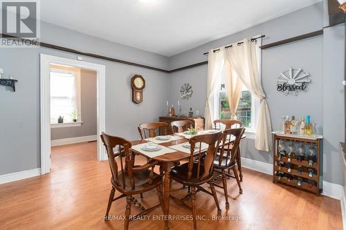 1225 Queenston Road S, Cambridge, ON - Indoor Photo Showing Dining Room