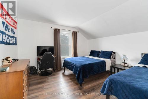 1225 Queenston Road S, Cambridge, ON - Indoor Photo Showing Bedroom