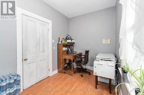 1225 Queenston Road S, Cambridge, ON - Indoor