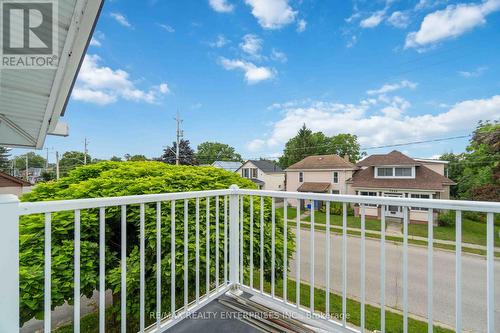 1225 Queenston Road S, Cambridge, ON - Outdoor With Balcony