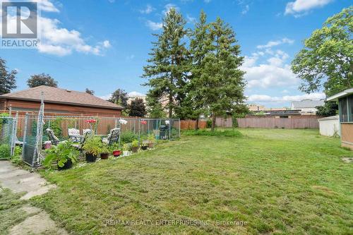 1225 Queenston Road S, Cambridge, ON - Outdoor With Backyard