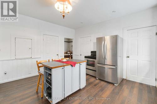 1225 Queenston Road S, Cambridge, ON - Indoor Photo Showing Kitchen