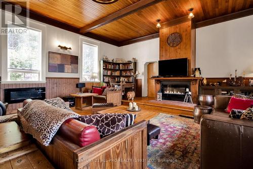 3826 Vic Lightle Road, Port Hope, ON - Indoor Photo Showing Living Room With Fireplace