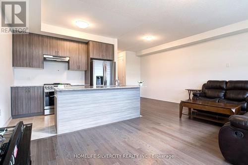 340 Bismark Drive, Cambridge, ON - Indoor Photo Showing Kitchen