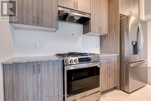 340 Bismark Drive, Cambridge, ON - Indoor Photo Showing Kitchen