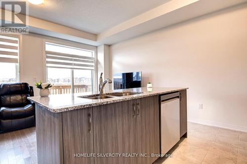 340 Bismark Drive, Cambridge, ON - Indoor Photo Showing Kitchen With Double Sink