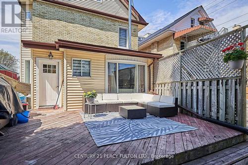 239 Kendal Avenue, Oshawa (O'Neill), ON - Outdoor With Deck Patio Veranda With Exterior