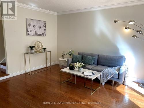 63 - 3050 Orleans Road, Mississauga (Erin Mills), ON - Indoor Photo Showing Living Room