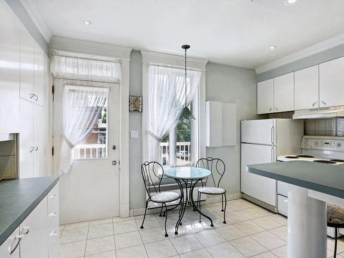 Logement - 8540  - 8544 Av. Pierre-De Coubertin, Montréal (Mercier/Hochelaga-Maisonneuve), QC - Indoor Photo Showing Kitchen