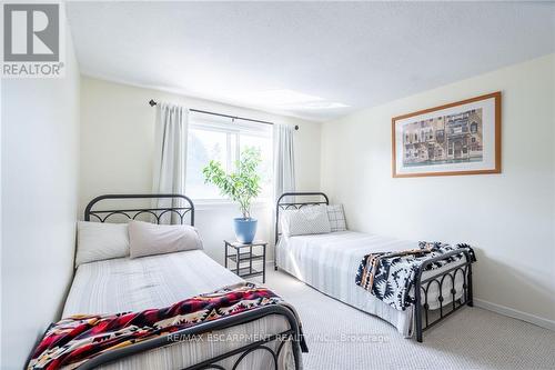 154 Hendrie Avenue, Burlington, ON - Indoor Photo Showing Bedroom