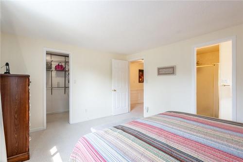 154 Hendrie Avenue, Burlington, ON - Indoor Photo Showing Bedroom