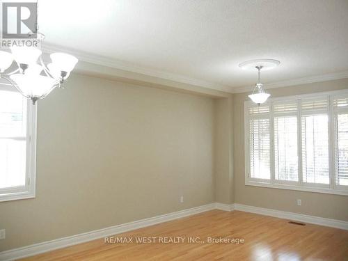 110 Cupola (Main Floor) Crescent, Vaughan, ON - Indoor Photo Showing Other Room