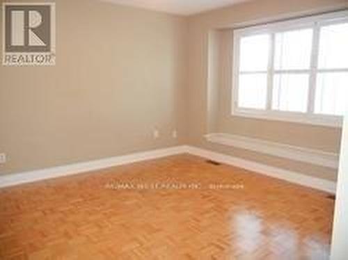 110 Cupola (Main Floor) Crescent, Vaughan, ON - Indoor Photo Showing Other Room