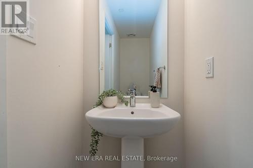 19 - 650 Atwater Avenue, Mississauga, ON - Indoor Photo Showing Bathroom