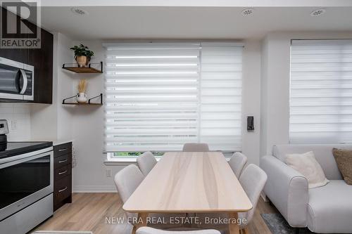 19 - 650 Atwater Avenue, Mississauga, ON - Indoor Photo Showing Kitchen