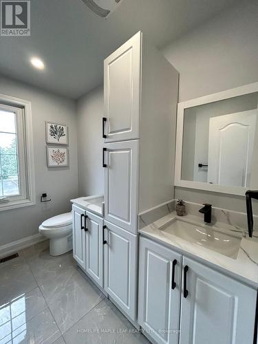 136 Ural Circle, Brampton (Sandringham-Wellington), ON - Indoor Photo Showing Bathroom