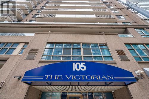 908 - 105 Victoria Street, Toronto (Church-Yonge Corridor), ON - Outdoor