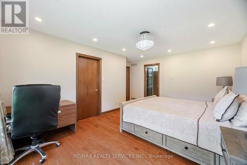 24 Rosegarden Drive, Brampton (Toronto Gore Rural Estate), ON - Indoor Photo Showing Bedroom