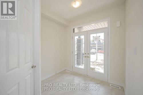 106 Sunflower Crescent, Thorold, ON - Indoor Photo Showing Other Room