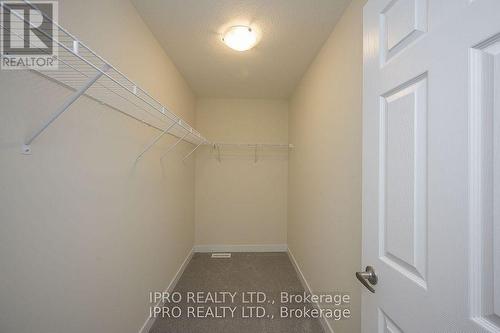 106 Sunflower Crescent, Thorold, ON - Indoor With Storage