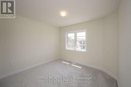 106 Sunflower Crescent, Thorold, ON - Indoor Photo Showing Other Room