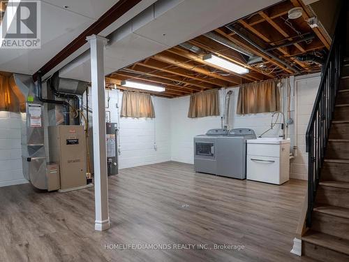 6361 Margaret Street, Niagara Falls, ON - Indoor Photo Showing Laundry Room