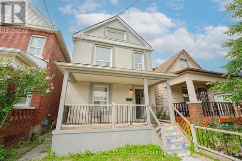 33 Gertrude Street, Hamilton (Crown Point), ON - Outdoor With Deck Patio Veranda