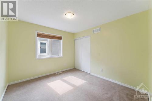 215 Huntsville Drive, Ottawa, ON - Indoor Photo Showing Other Room